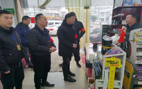 寒風凜冽刺骨，斗志昂揚為民